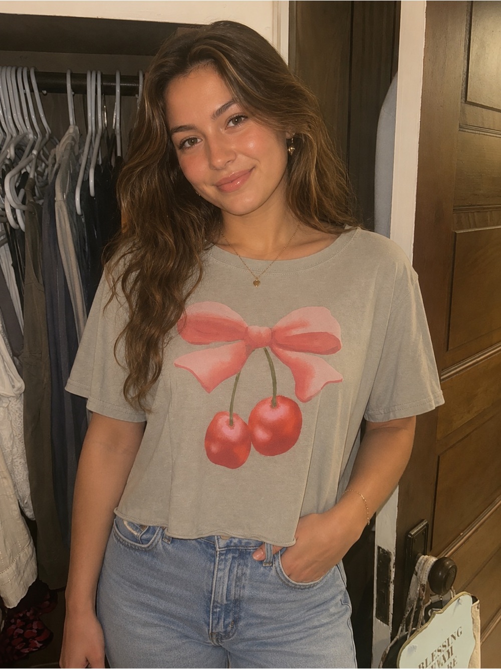 Cherry 🍒 and bow 🎀 cropped tee